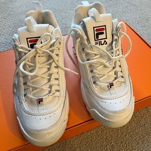 Fila White Chunky Sneakers - Size 8.5